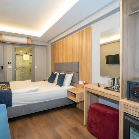 Hotel Martini 3*