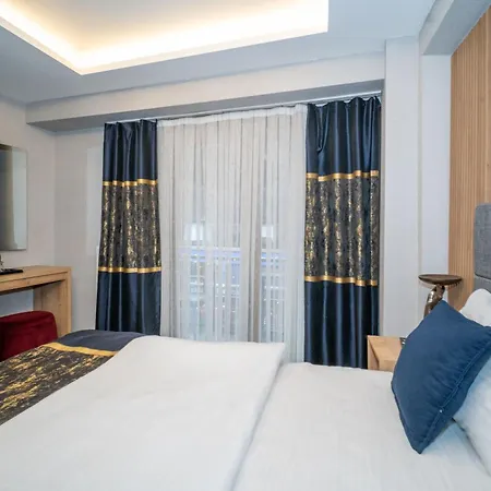 Martini Hotel 3*