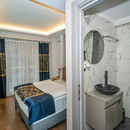 Hotel Martini 3*